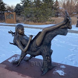 Décoration de <span class=keywords><strong>jardin</strong></span> extérieure BLVE, design de style européen, statue en bronze de garçon et fille lisant un livre, taille réelle, art métallique pour enfants - Product Image 5