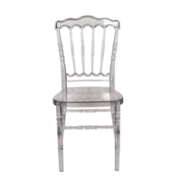 Chaise Napoléon en acrylique ambre