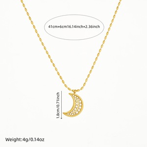 Collana con Ciondolo <span class=keywords><strong>Luna</strong></span> in Acciaio Inossidabile Placcato Oro con Diamanti, Design alla Moda, Gioiello Semplice TGXL11132 - Product Image 5