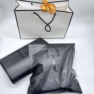 Emballage d'expédition de vêtements recyclés avec logo personnalisé, pochette d'expédition poly, pochette polymail, sac d'expédition noir mat pour l'emballage - Product Image 4