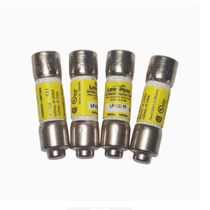 Fusibles thermiques automobiles LP-CC-30 600V à haute capacité de coupure, à faible temps de pico, à rejet de surtension, en céramique et cuivre - Product Image 1