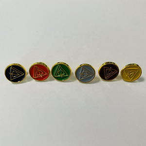 Эмалированные булавки для клуба Pathfinder - Product Image 1