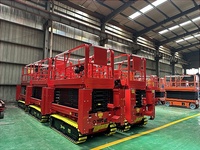 Plateforme élévatrice à ciseaux automotrice tout-terrain 12m, robuste, électrique et hydraulique, pour terrains boueux
