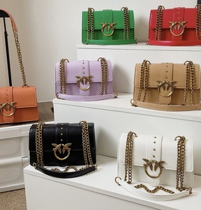 Bolso Bandolera Pequeño <span class=keywords><strong>de</strong></span> PU <span class=keywords><strong>de</strong></span> Alta Calidad para Mujer, Bolso <span class=keywords><strong>de</strong></span> Mano con Cadena, Estilo Moderno, con Cierre, para Uso Diario en Todas las Temporadas - Product Image 1