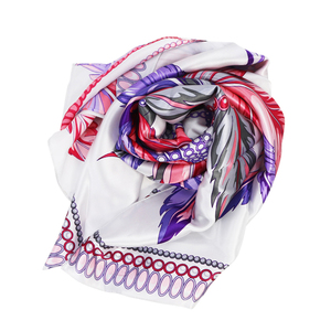 <span class=keywords><strong>Foulard</strong></span> carré <span class=keywords><strong>en</strong></span> <span class=keywords><strong>soie</strong></span> bleu marine 90x90 pour femme avec impression numérique <span class=keywords><strong>en</strong></span> gros pour la saison de printemps - Product Image 6