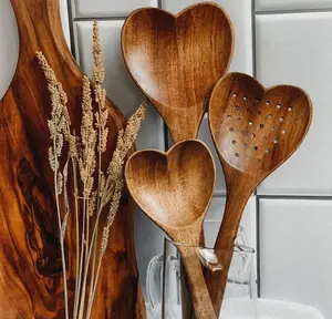 3 pezzi utensili da cucina a forma di cuore gadget per cucinare utensili in legno, legno a forma di cuore Set utensili da cucina