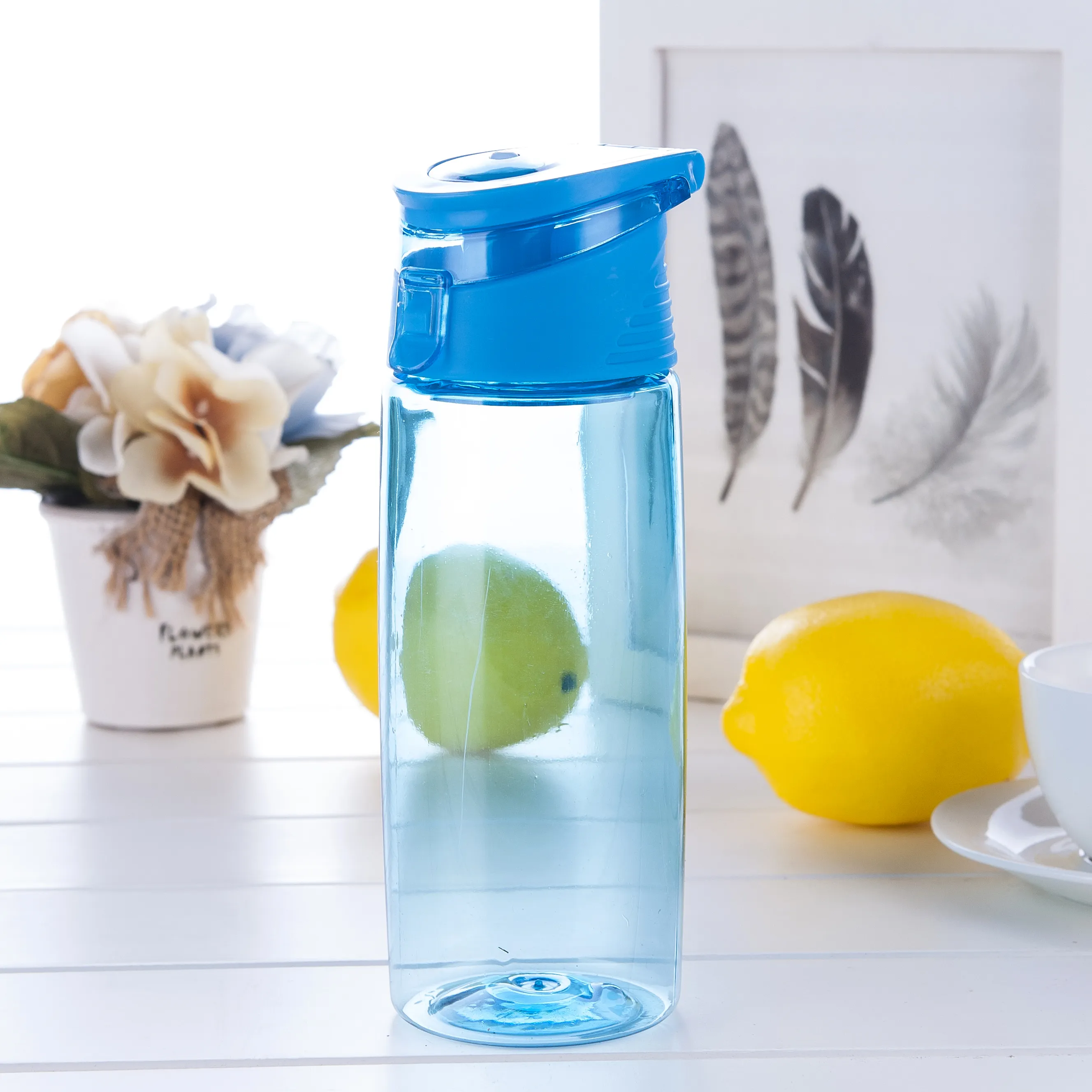640ml portable Water Bottle Leak Proof BPA Free Big Water bottle Daily for Fitness Outdoor Sports