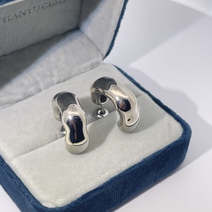 Boucles d'oreilles clous Tianyu Gems en laiton plaqué or, style vintage géométrique minimaliste classique, sans pierre - Product Image 4