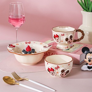 Services de table en céramique 3D Mickey et <span class=keywords><strong>Minnie</strong></span>, en relief, avec tasses à café, assiettes et bols en porcelaine à motifs de dessins animés - Product Image 6