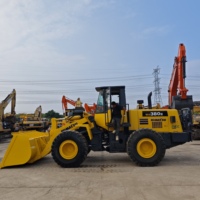 Chargeuse sur pneus Komatsu WA380 d'occasion, machine d'origine en bon état pour projet de construction, à vendre