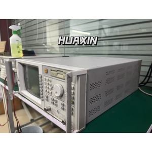 Analyseur de réseau RF Agilent 8714ES 300kHz-3GHz utilisé hx - Product Image 4
