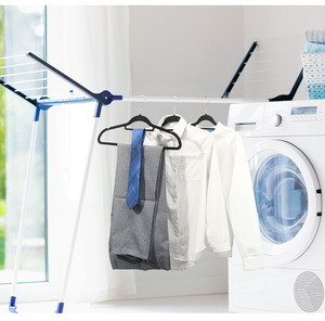 Wholesale Premium Black Velvet <strong>Hangers</strong> Custom Coat Cloths Perchas Single Tier Non-Slip Clothes <strong>Hanger</strong> Velvet <strong>Hanger</strong> - Product Image 4