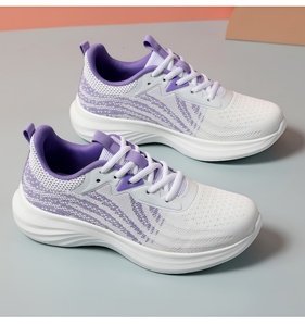 Chaussures décontractées coréennes pour femmes, légères et respirantes, en maille, à lacets, à talon bas, tendance mode, pour l'automne, le printemps et l'été - Product Image 3