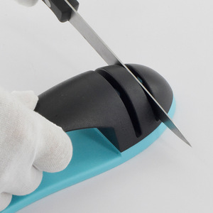 Aiguiseur de couteaux de petite taille diamant pour la maison Aiguiseur de couteaux de cuisine multifonctionnel Aiguiseur de couteaux de baleine manuel rapide - Product Image 3