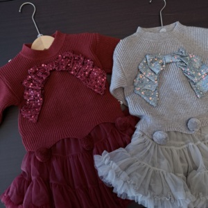 <span class=keywords><strong>Autunno</strong></span> e <span class=keywords><strong>inverno</strong></span> <span class=keywords><strong>abbigliamento</strong></span> bambino maglione due pezzi Set per le ragazze, fiocco lavorato a maglia due pezzi Set due pezzi per le ragazze - Product Image 1