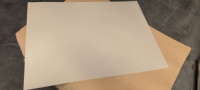 Carton rigide gris 350g/m², avec des caractéristiques anti-déformation et recyclables, adapté à la reliure de livres et à l'emballage de boîtes cadeaux, de sacs à main