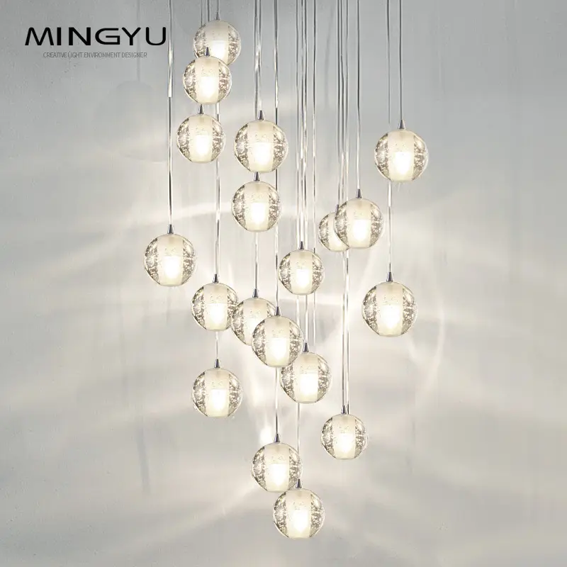 Moderne hängende warme oder weiße Klarglas blasen Pendel leuchte G4 LED Kugel Kristall Kronleuchter für Treppe