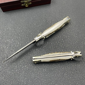 Coltello Tascabile Pieghevole Italian Mafia AKC in Acciaio D2 con Manico in Ottone e Corno Naturale, Affilato, EDC, per Sopravvivenza Outdoor, Caccia e Uso Tattico - Product Image 5