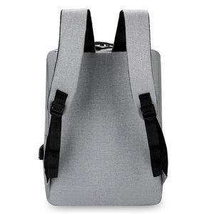 Sac à dos de voyage léger pour ordinateur portable avec port de charge USB, sac à dos minimaliste imperméable pour homme - Product Image 4