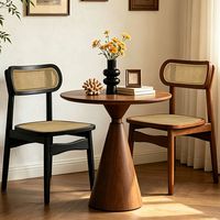 Chaise de salle à manger vintage de style français en bois massif avec revêtement en cuir effet patte de chat, design moderne du milieu du siècle, dossier pour la maison