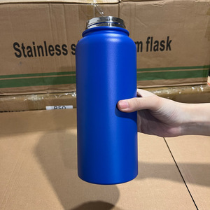 24oz 32oz Double Wall Vacuum <b>Flasks</b> Stainless Steel Insulated Water Bottle With Straw and Sport Rope - Product Image 6