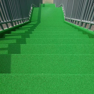 Substrat en béton ou en métal, deux composants, matériau d'étanchéité en polyurée élastique par pulvérisation - Product Image 3