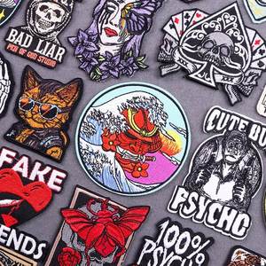 Patchs brodés personnalisés Crâne et Animaux style Punk, thermocollants, en gros pour vêtements, chapeaux et badges - Product Image 2