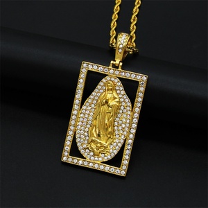Collar con Colgante de la Virgen María en Acero Inoxidable con Circonita Cúbica y Marco Cuadrado Estilo Hiphop Popular - Product Image 5
