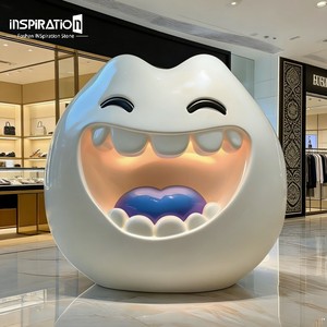 Escultura Elegante de FRP para Centros de Mesa en Hoteles de Lujo y Restaurantes de Alta Cocina - Product Image 1