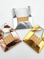 Feuilles d'emballage en papier d'aluminium doré personnalisées 20x20 cm pour emballer des barres de chocolat aux champignons