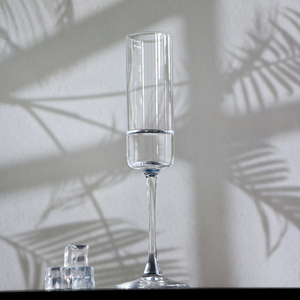 Flûte à <span class=keywords><strong>champagne</strong></span> en cristal sans plomb de 190 ml, gobelet à vin de <span class=keywords><strong>mariage</strong></span> en gros, gobelet à vin droit avec long pied - Product Image 1
