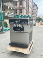 Machine à crème glacée molle à double système de bureau grande capacité avec pré-refroidissement DS Serie 50L/H