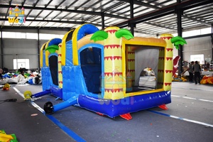 Grand château gonflable commercial de 15x15 pieds avec filet de sécurité, pour les centres de jeux à fort trafic et les parcs d'attractions - Product Image 2