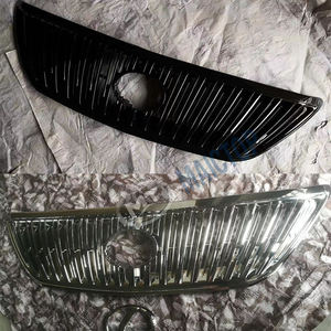 Rejilla cromada para el parachoques delantero de Lexus RX330, RX300 y RX350 de 2003-2006. - Product Image 3