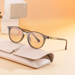 Gafas de Sol ZT-2895 para Hombre, Montura Cuadrada TR, Lentes de PC con Protección UV400 Clase 2, Color Negro, Diseño Moderno - Product Image 1