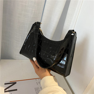 YY0182 2025 personnalisé <span class=keywords><strong>à</strong></span> <span class=keywords><strong>la</strong></span> mode Mini <span class=keywords><strong>sac</strong></span> <span class=keywords><strong>à</strong></span> <span class=keywords><strong>main</strong></span> en cuir Pu femmes gelée <span class=keywords><strong>sac</strong></span> <span class=keywords><strong>à</strong></span> bandoulière Zip Portable élégant pour les petits articles bagages - Product Image 5