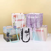 Sac cadeau en papier floral personnalisé avec poignée en ruban pour l'emballage de bouquets de fleurs, utilisation par les fleuristes pour les mariages