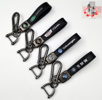 Porte-clés de voiture en alliage de zinc et cuir de qualité supérieure, fait main, avec anneau pivotant à 360°, pendentif élégant avec logo automobile, accessoire de luxe léger