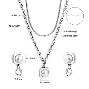 Parure de bijoux en acier inoxydable plaqué or 18 carats avec perles, tendance, cadeau pour femme, boucles d'oreilles et pendentif, ensembles de bijoux dorés imposants - Product Image 5