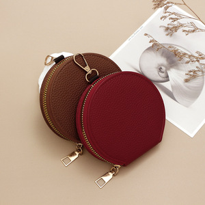 Nouveau Mini <span class=keywords><strong>Porte</strong></span>-clés Multifonctionnel <span class=keywords><strong>en</strong></span> <span class=keywords><strong>Cuir</strong></span> pour Maquillage Portable <span class=keywords><strong>Femme</strong></span> 2026 - Product Image 3