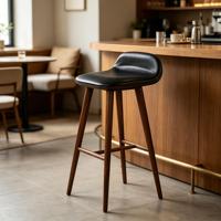Tabouret de bar haut en bois moderne avec finition couleur personnalisée pour hôtel, café, restaurant, commande en gros