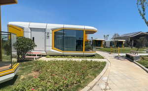 Casa de cápsula espacial de alta seguridad, diseño moderno de lujo para exteriores, Instalación rápida, uso impermeable para hoteles y centros comerciales - Product Image 3