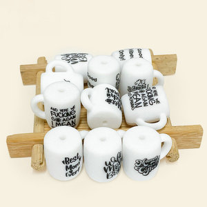 Mug imprimé de multiples <span class=keywords><strong>mots</strong></span> de fantaisie et de motifs colorés Perles focales en silicone pour stylo Fabrication de bijoux Perles blanches pour impression personnalisée - Product Image 1