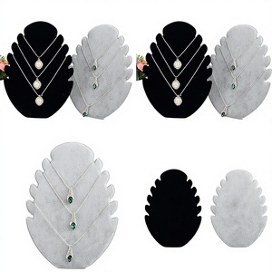 Présentoir à bijoux de luxe en velours, organisateur portable moderne pour colliers, boucles d'oreilles et bagues - Product Image 1