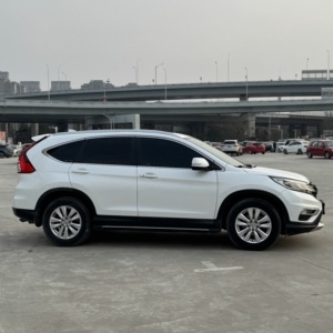Honda <span class=keywords><strong>CRV</strong></span> 2.0 2WD SUV 2015 Confiable, Gasolina, Usado, Marca Japonesa, Vehículo de Pasajeros de Alta Calidad, Listo para Exportación Global - Product Image 4