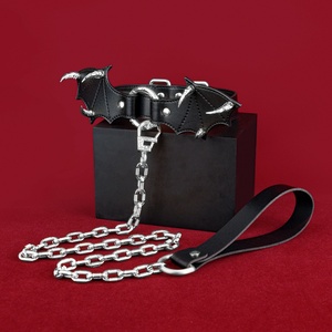 Collar y Correa de Bondage Estilo Murciélago FUNSM, Kit de Juegos Sexuales SM para Parejas, Collar Sexy para Mujeres y Hombres - Product Image 3
