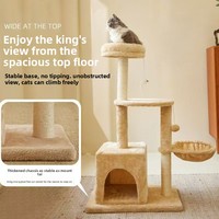 Arbre à chat en sisal minimaliste personnalisable de luxe à 4 niveaux avec poteaux à gratter, tissu en peluche moderne et écologique, condo et lit pour chat