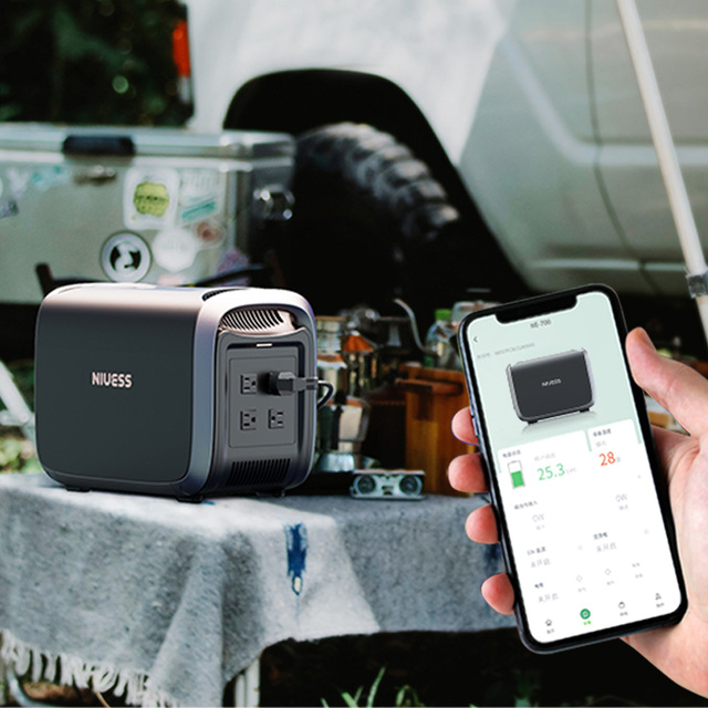 Factory Price Wholesale Portable Outdoor Solar Energy System 2000w Power Bank Charging Station