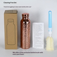 Nouvelle Bouteille en Acier Inoxydable Plaqué Cuivre, Texture Martelée Faite à la Main, Bouilloire 800ml, Design Luxe Léger, Prête à l'emploi (RTS)