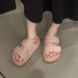 Hot Selling Designer Women's Slippers Sandals <b>Indoor</b> Outdoor Women <b>Slides</b> Platform Soft Sole Luxury Slippers for Women - Product Image 3